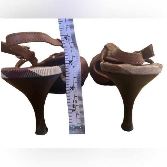 Burberry quilted patent tan leather pointed toe slingback pumps size 11 US - Picture 11 of 14